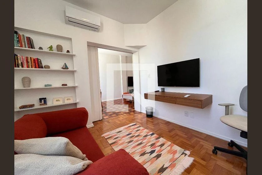 3-bedroom apartment with a home office — photo 16