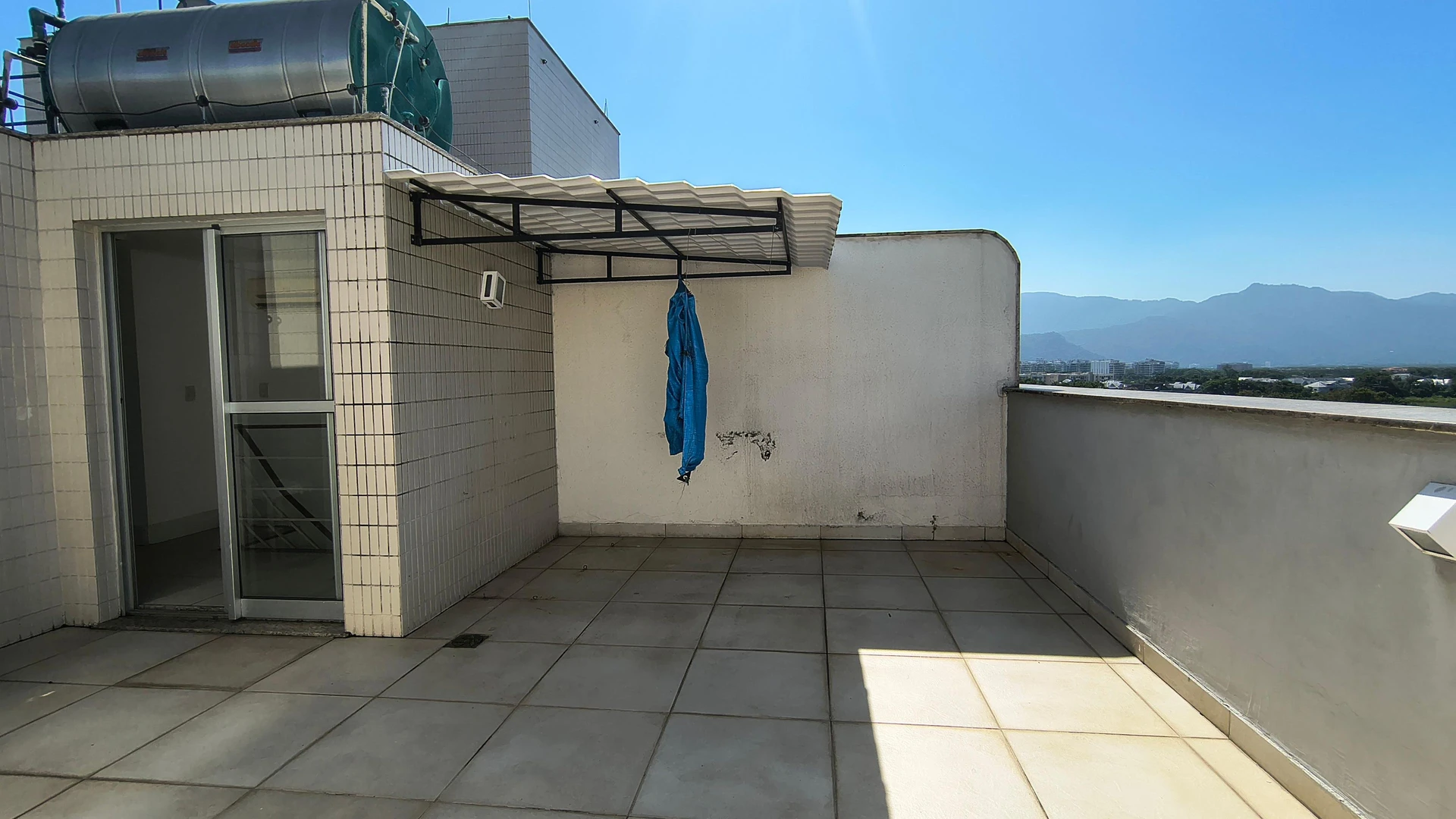 1-bedroom apartment with 1 parking space and balcony — photo 5