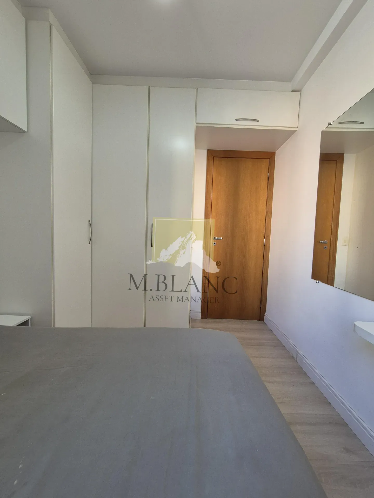 Apartment on the 4th floor with a washing machine — photo 23