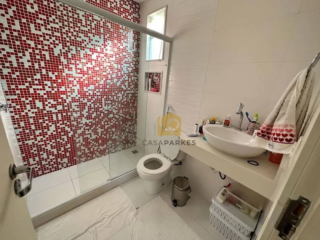 Furnished 5-bedroom house with 270 m² — photo 23