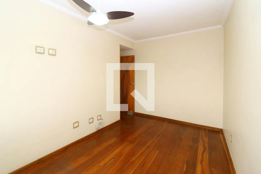 Apartment, 77 m², with wood or laminate floors — photo 13
