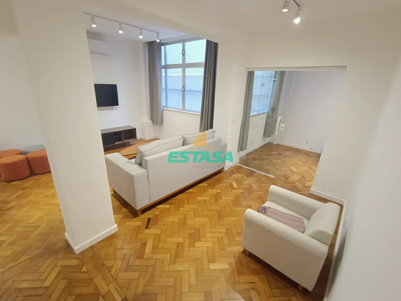 Furnished apartment with 3 bedrooms and 2 bathrooms — photo 16