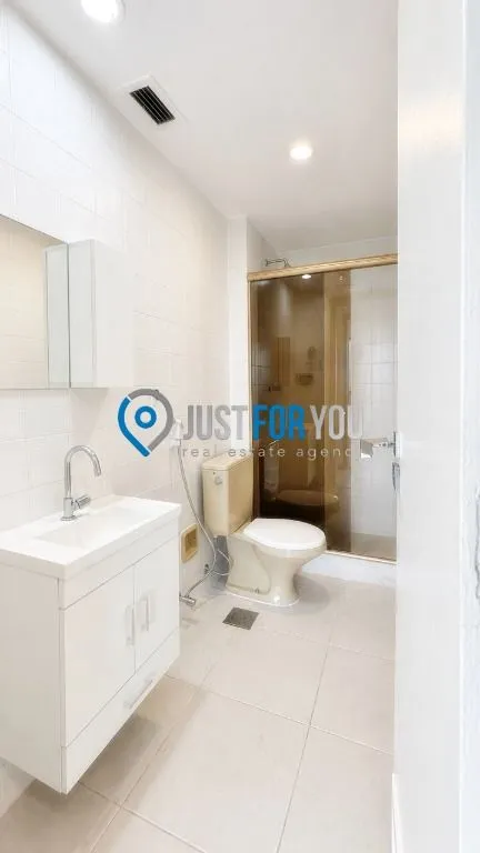 Apartamento de 2 quartos em condomínio com sauna — photo 10