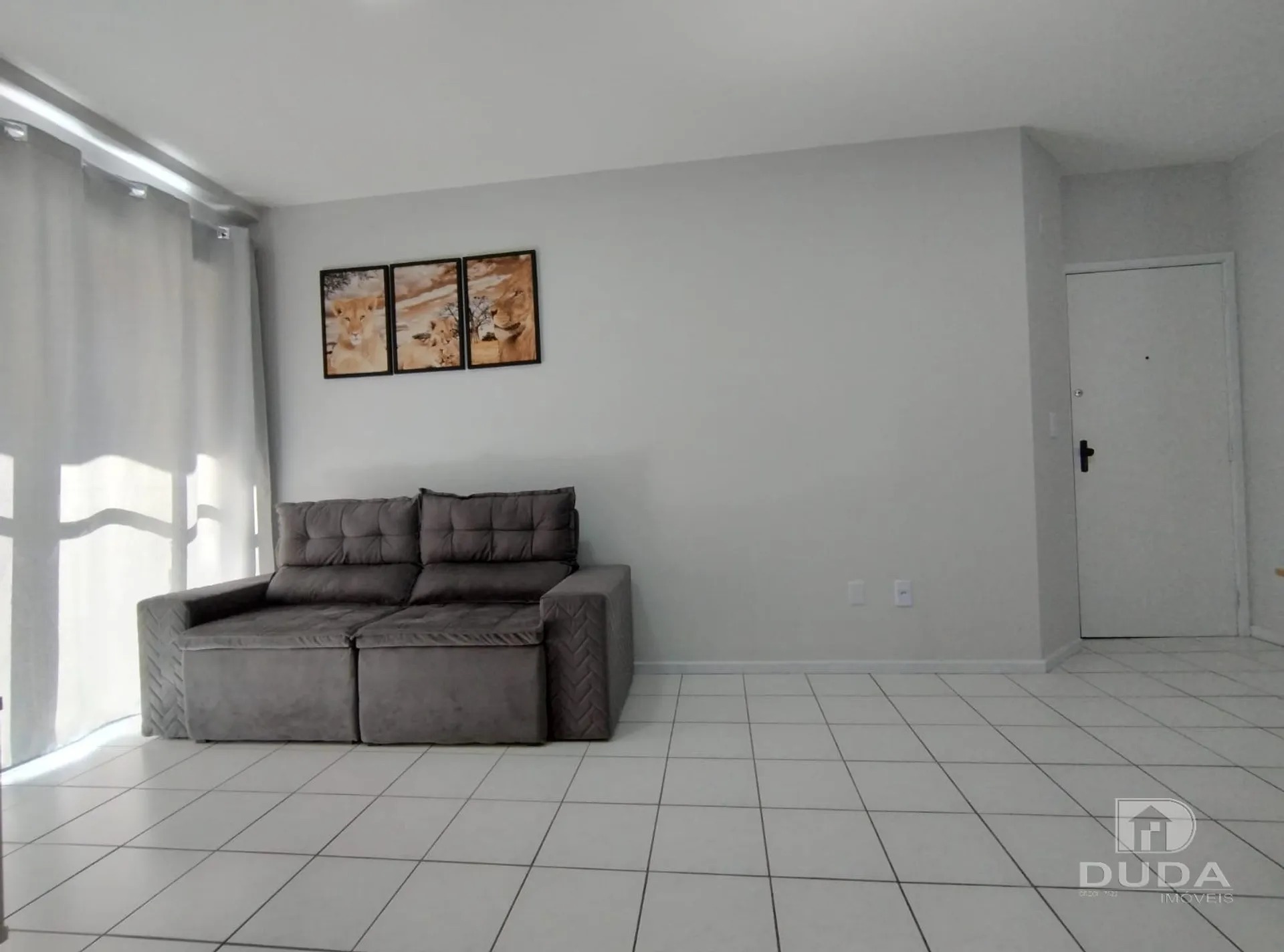 Apartamento amueblado de 2 dormitorios con plaza — photo 4