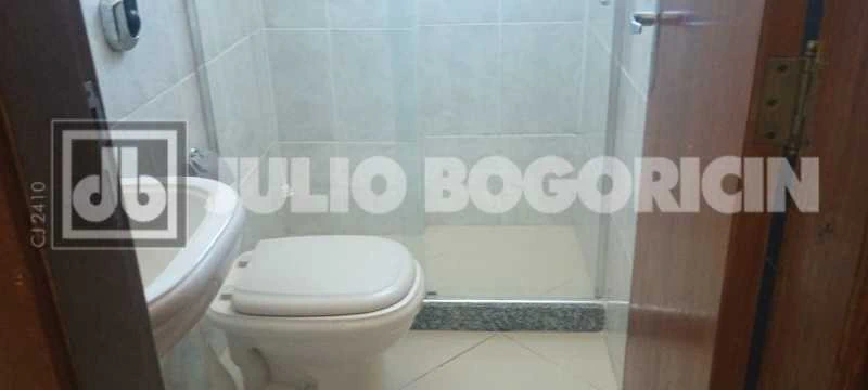 Furnished 2-bedroom apartment with glassed-in balcony — photo 25