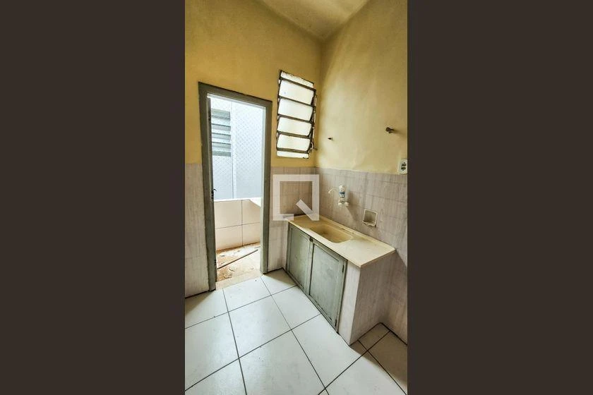 58 m² rental apartment with 2 bedrooms and balcony — photo 11