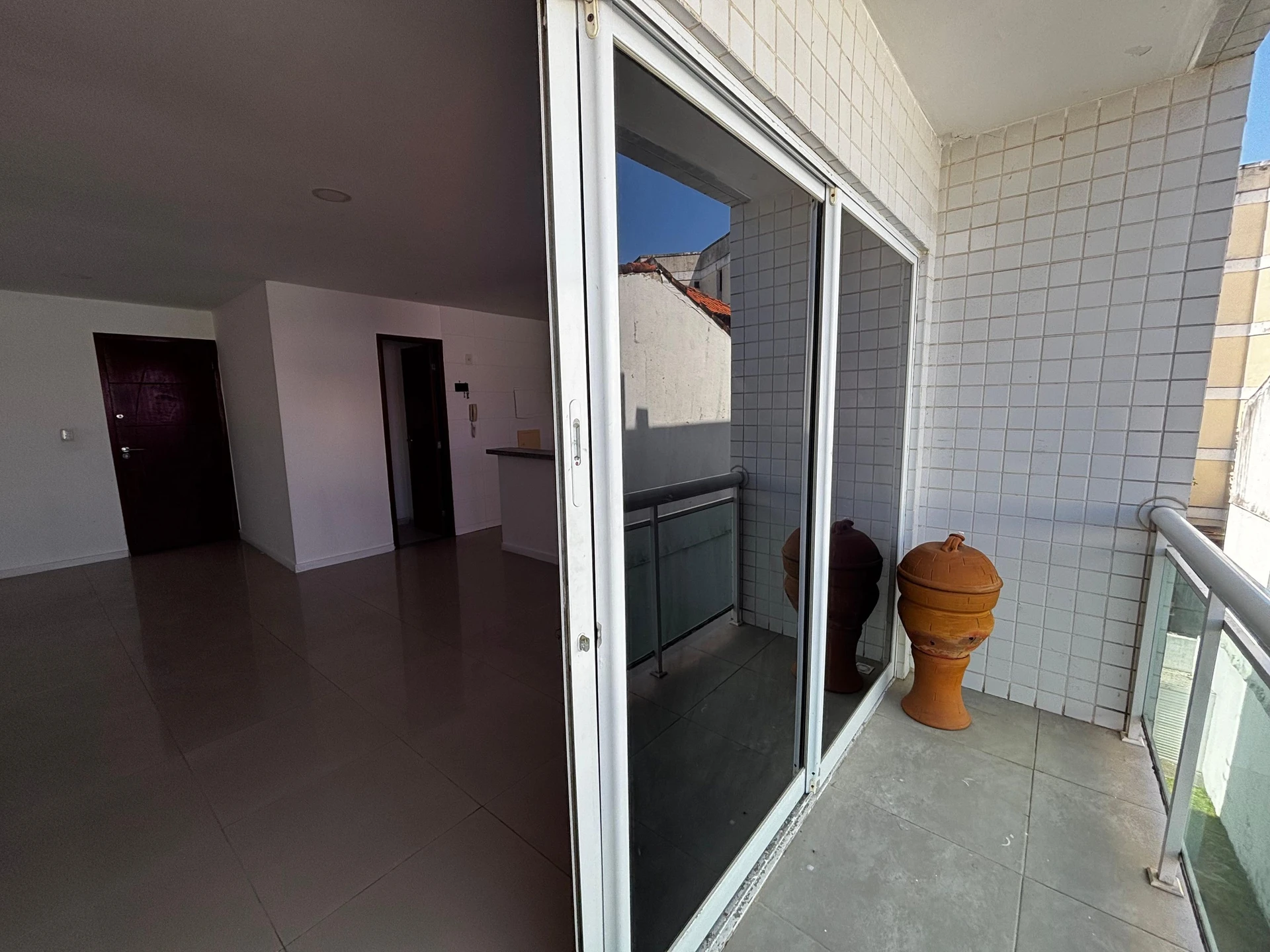 2-bedroom apartment, both with their own bathrooms, 85 m² — photo 5