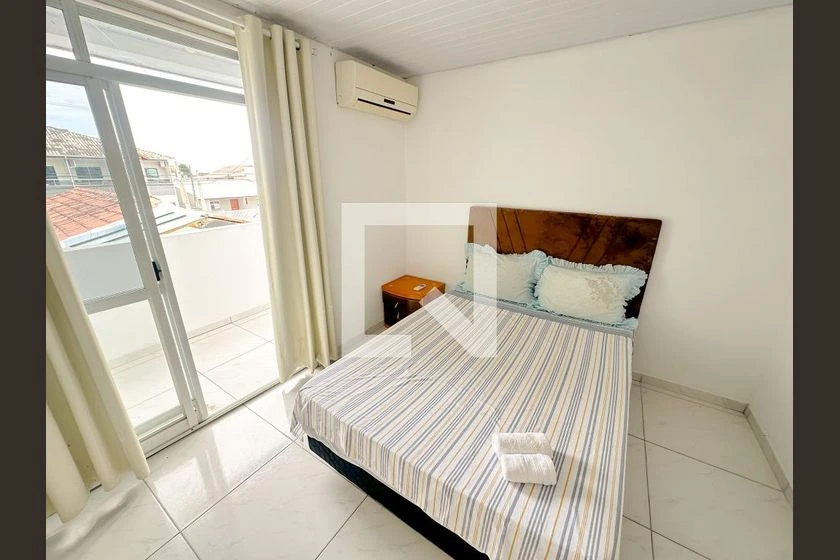 Rental apartment with 2 bedrooms and shared BBQ area — photo 3