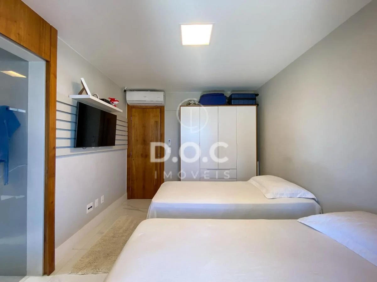143 m² apartment with open-plan gas kitchen and 3 suites — photo 27