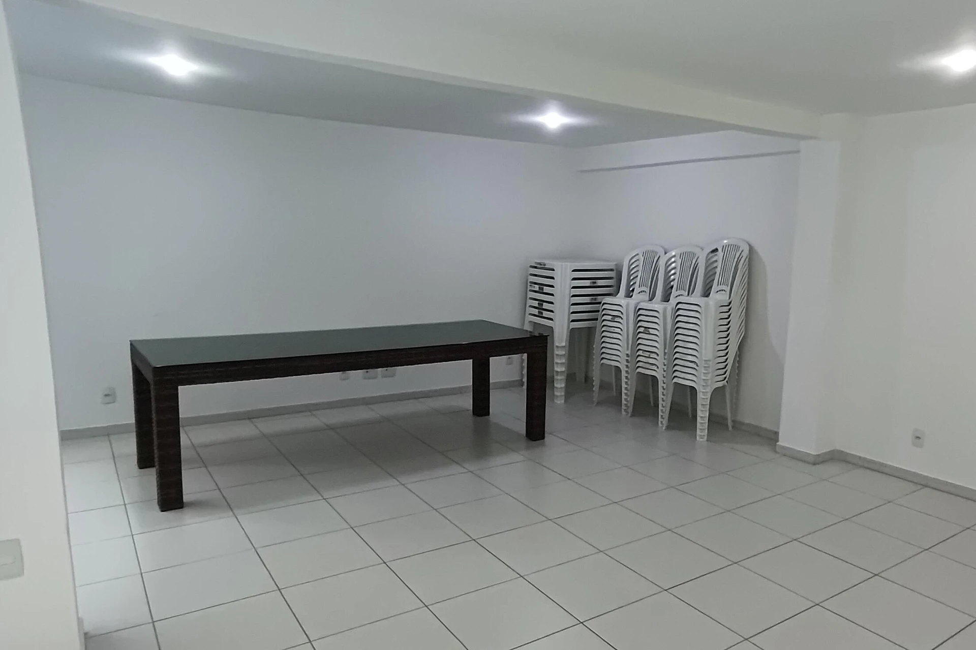 Apartment for rent with 4 bedrooms, 4 bathrooms and parking — photo 27
