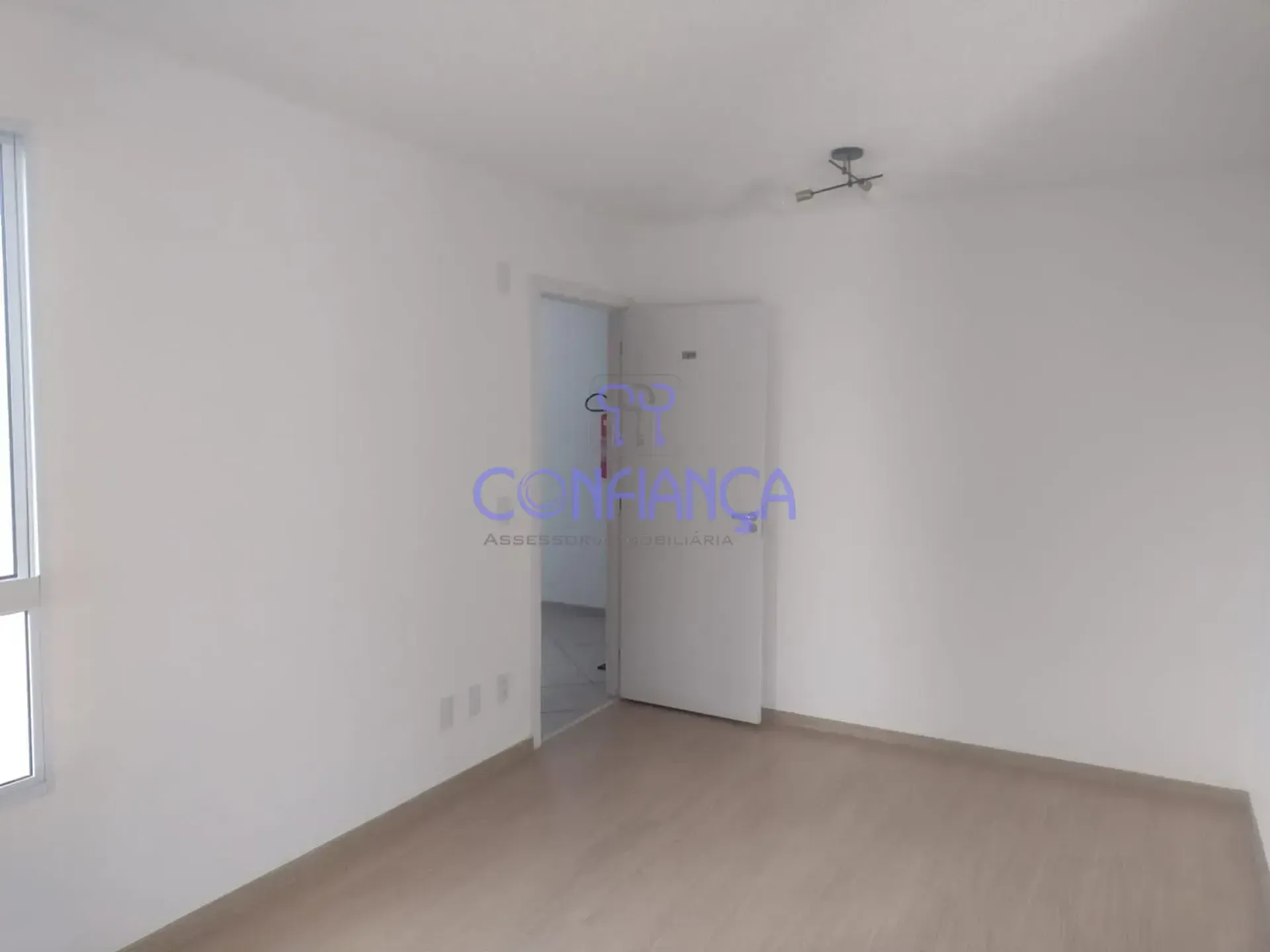 Apartamento de 2 quartos no 2º andar com vaga — photo 2
