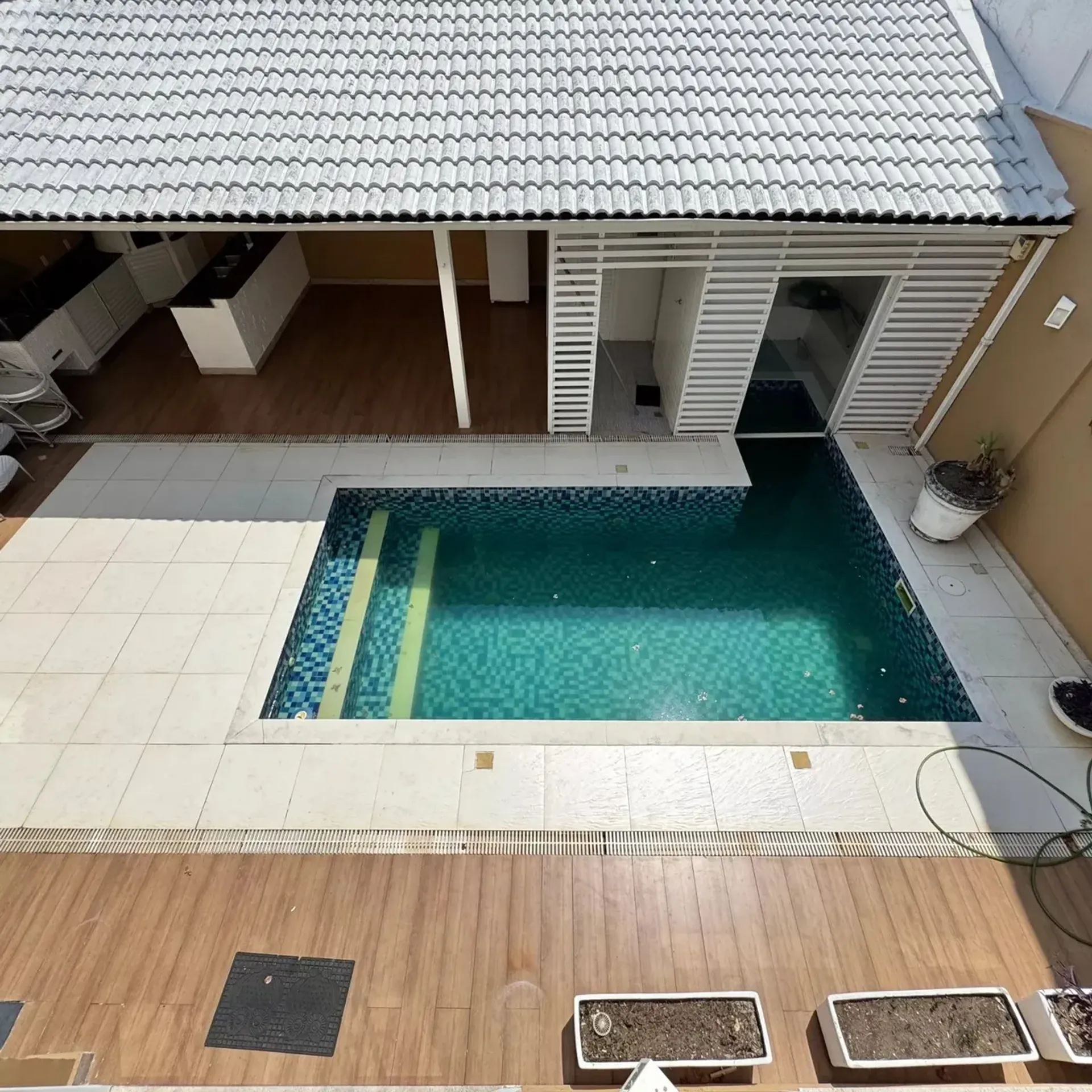 6 quartos e espaço de home office: casa de 550 m² — photo 49