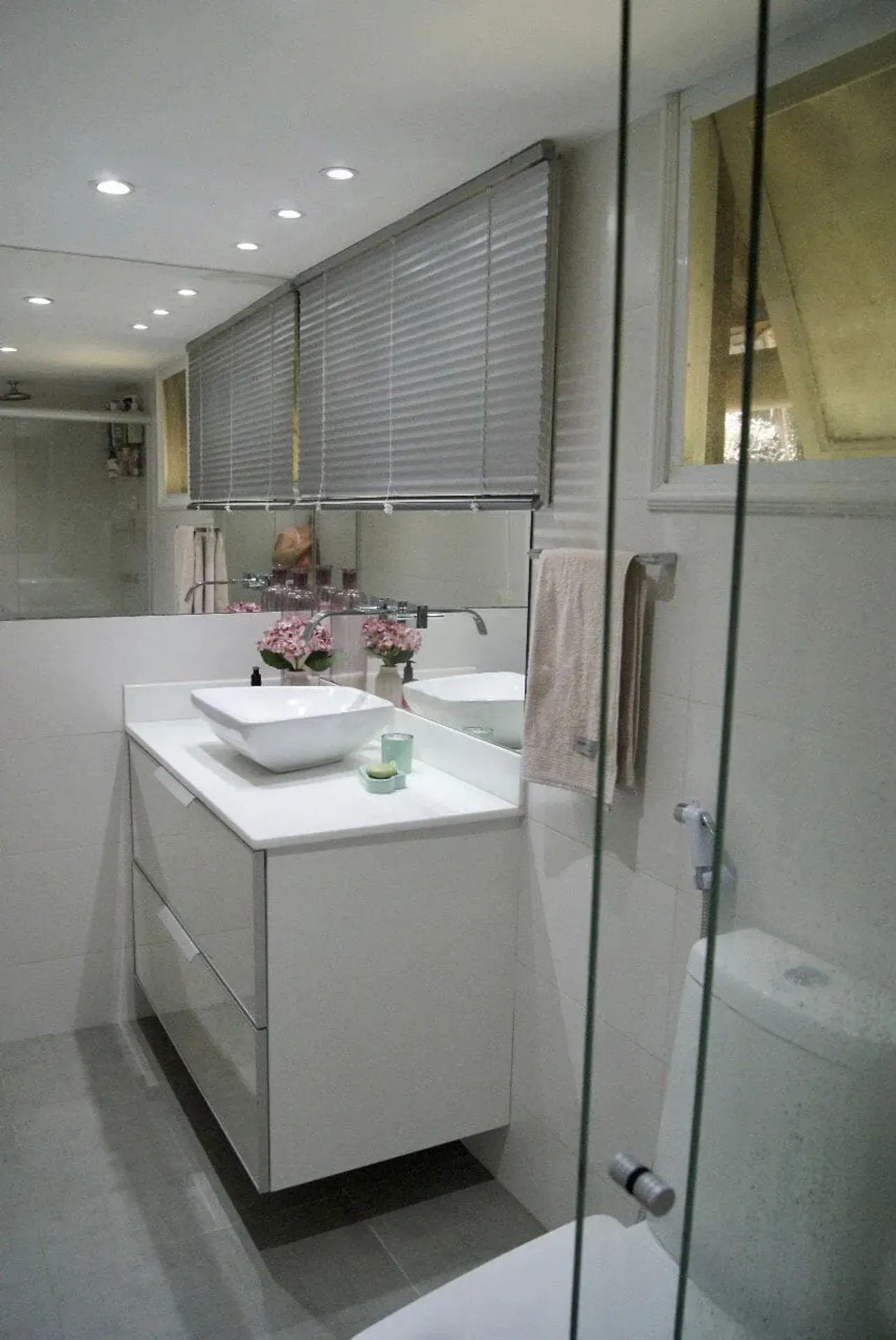 100 m² house with a grill on the balcony and a home office — photo 20