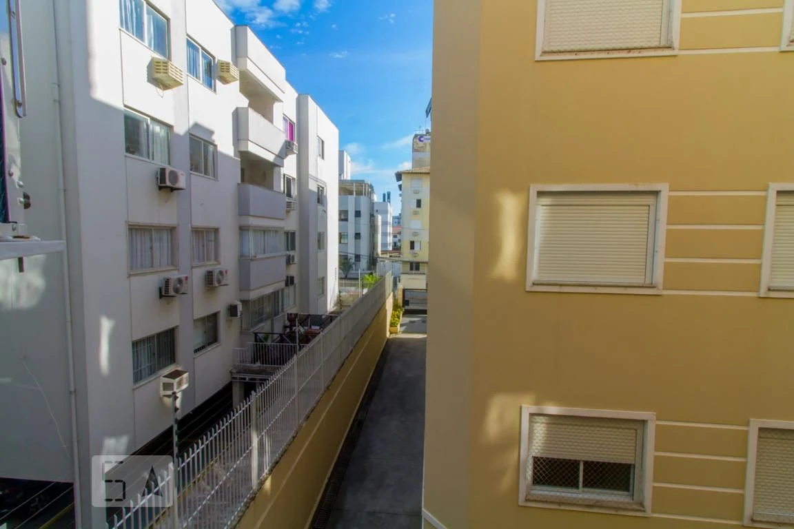 3-bedroom apartment with a washing machine — photo 33