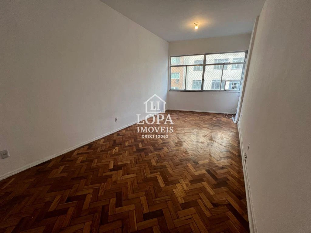 1 quarto e piso de madeira ou laminado: apartamento de 32 m² — photo 17