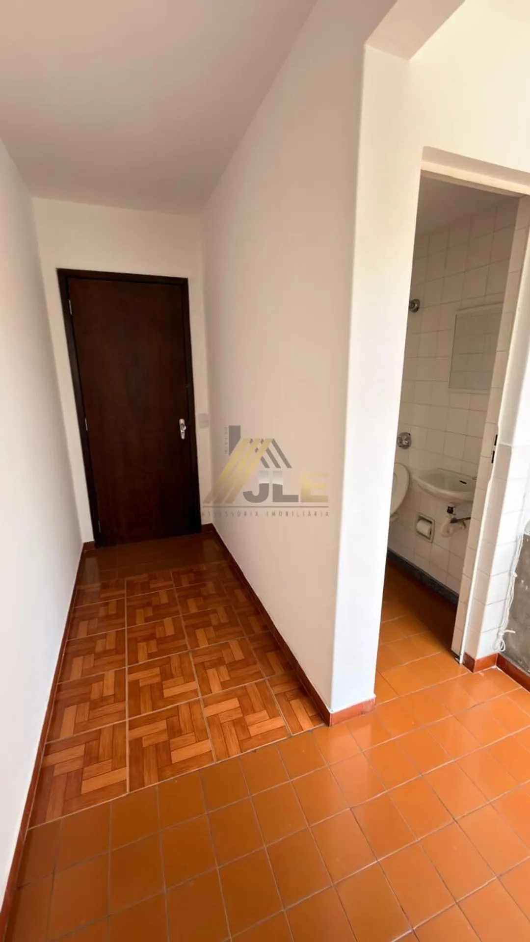 3-bedroom apartment with a home office in Curitiba — photo 5