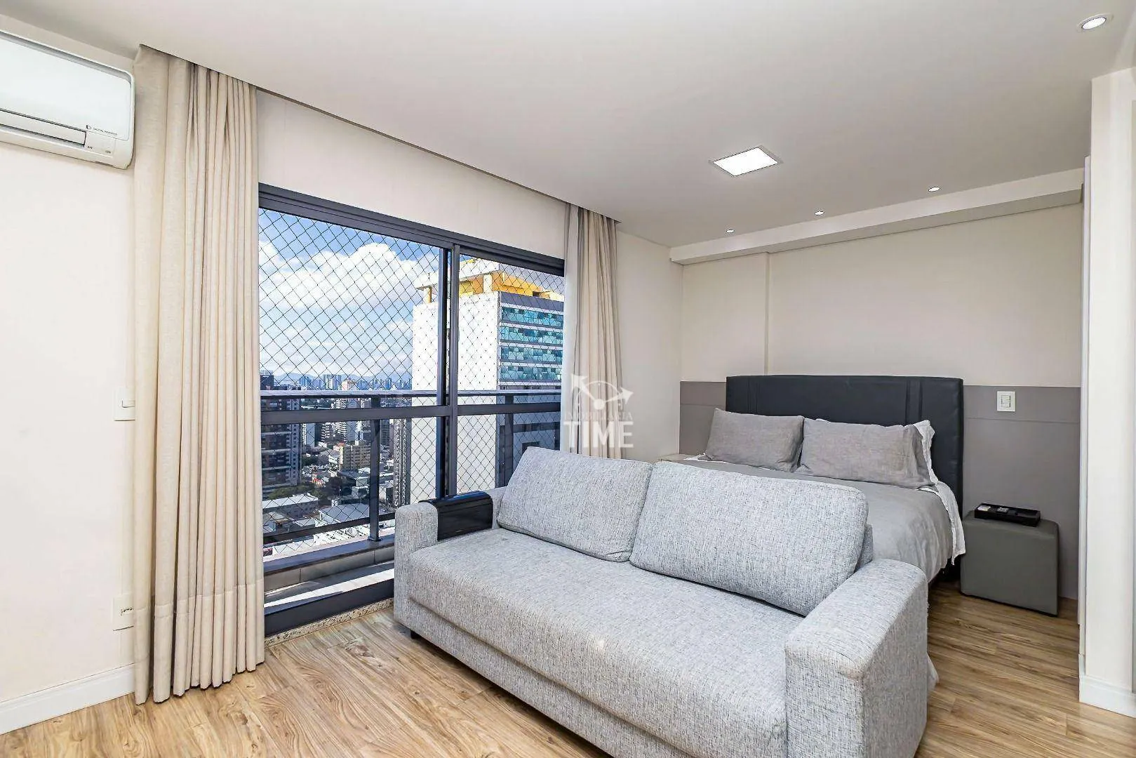 Меблированная квартира 56 м² на 27 этаже — photo 107