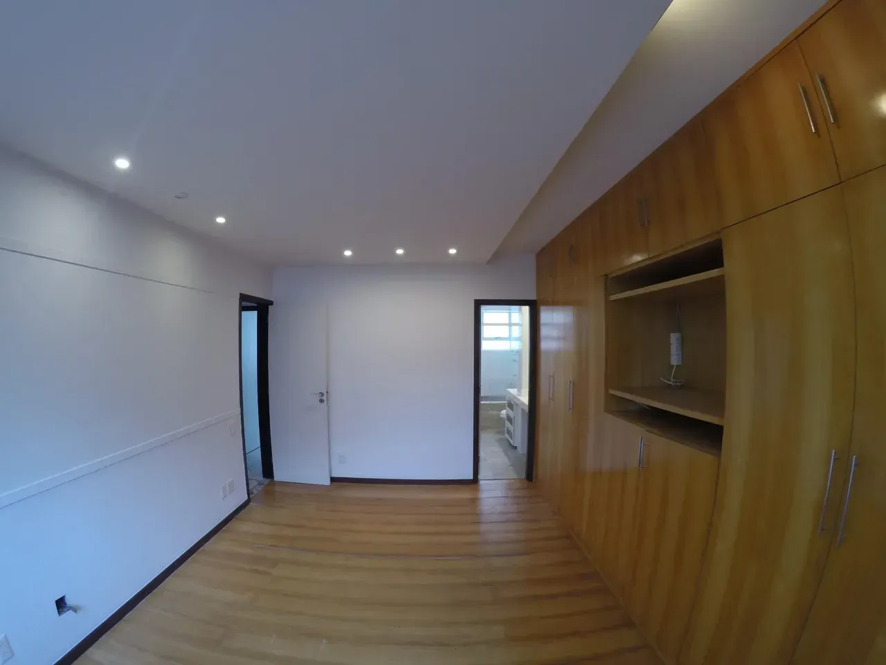 4-bedroom apartment with 141 m² and 2 parking spaces — photo 8