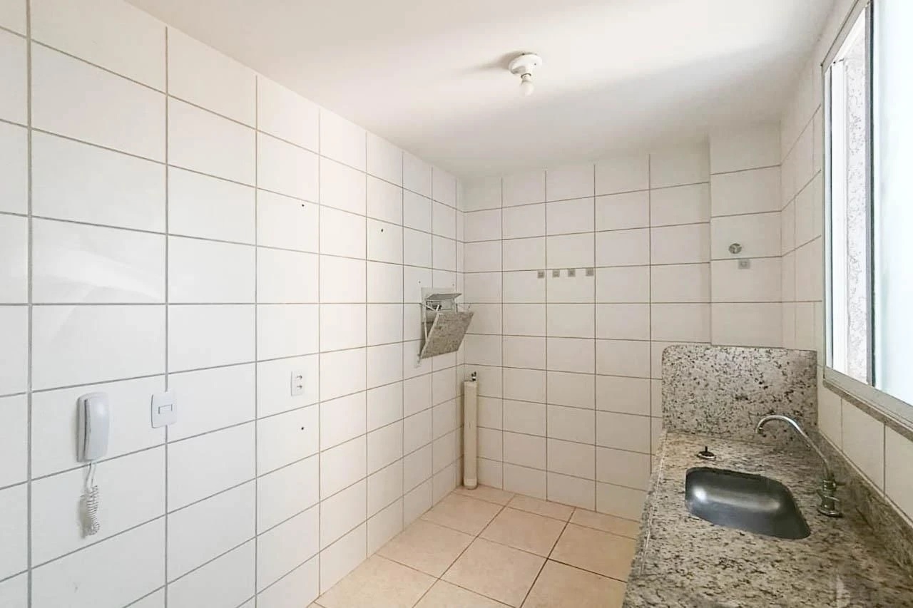 Квартира с кухней открытого плана и 2 спальнями — photo 7