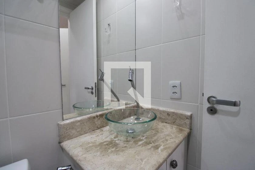 2-bedroom apartment in a building with a pool — photo 21