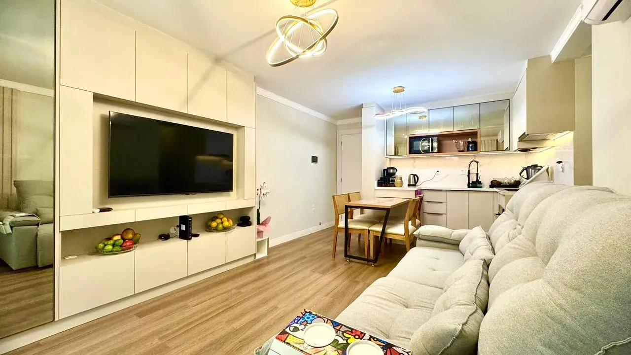 Furnished 2-bedroom apartment with 1 parking spot