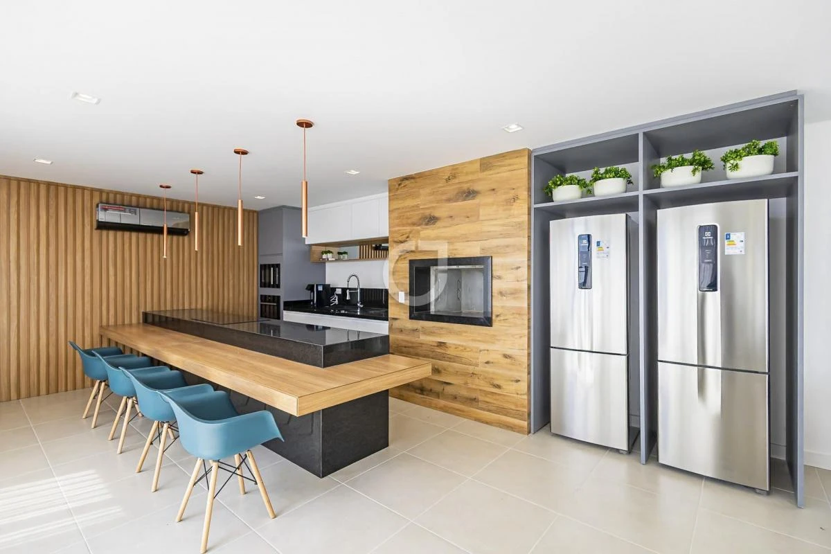 Apartment with 2 bedrooms and an open-plan kitchen — photo 23