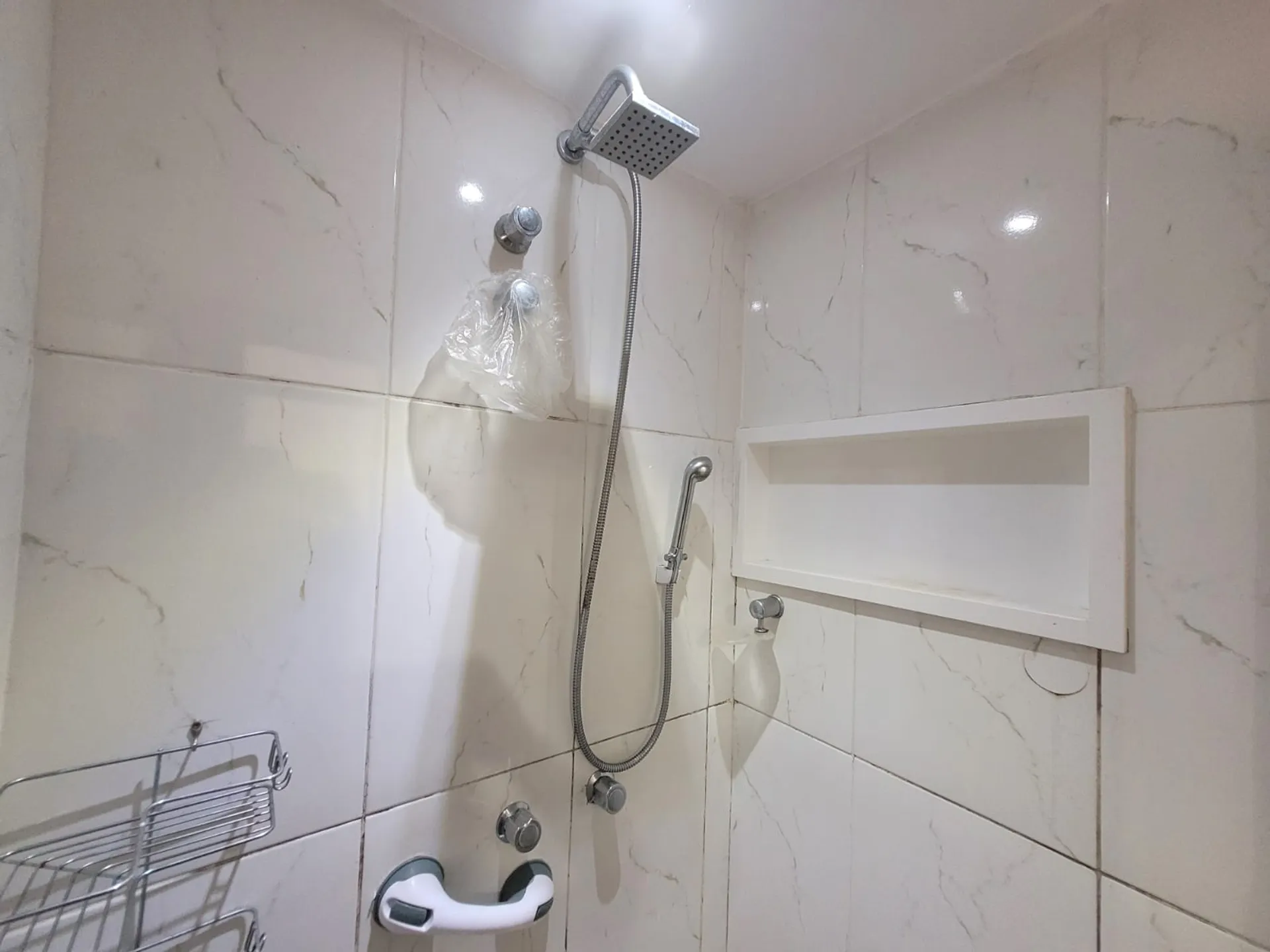 Квартира 80 м² з видом на гори та робочим місцем — photo 23