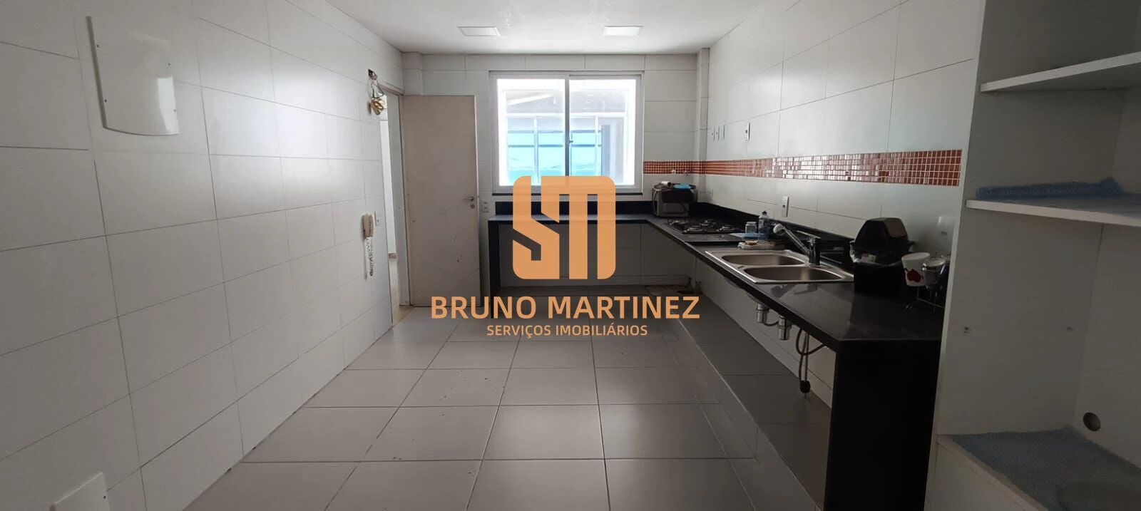 Furnished 3-bedroom apartment, 207 m², 2 parking spots — photo 2