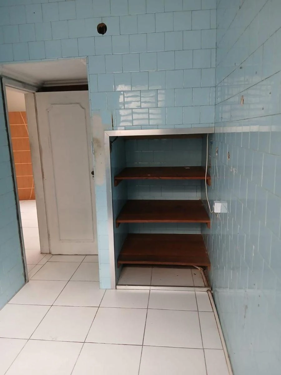 Unfurnished 140 m² house with 3 bedrooms and a suite — photo 6