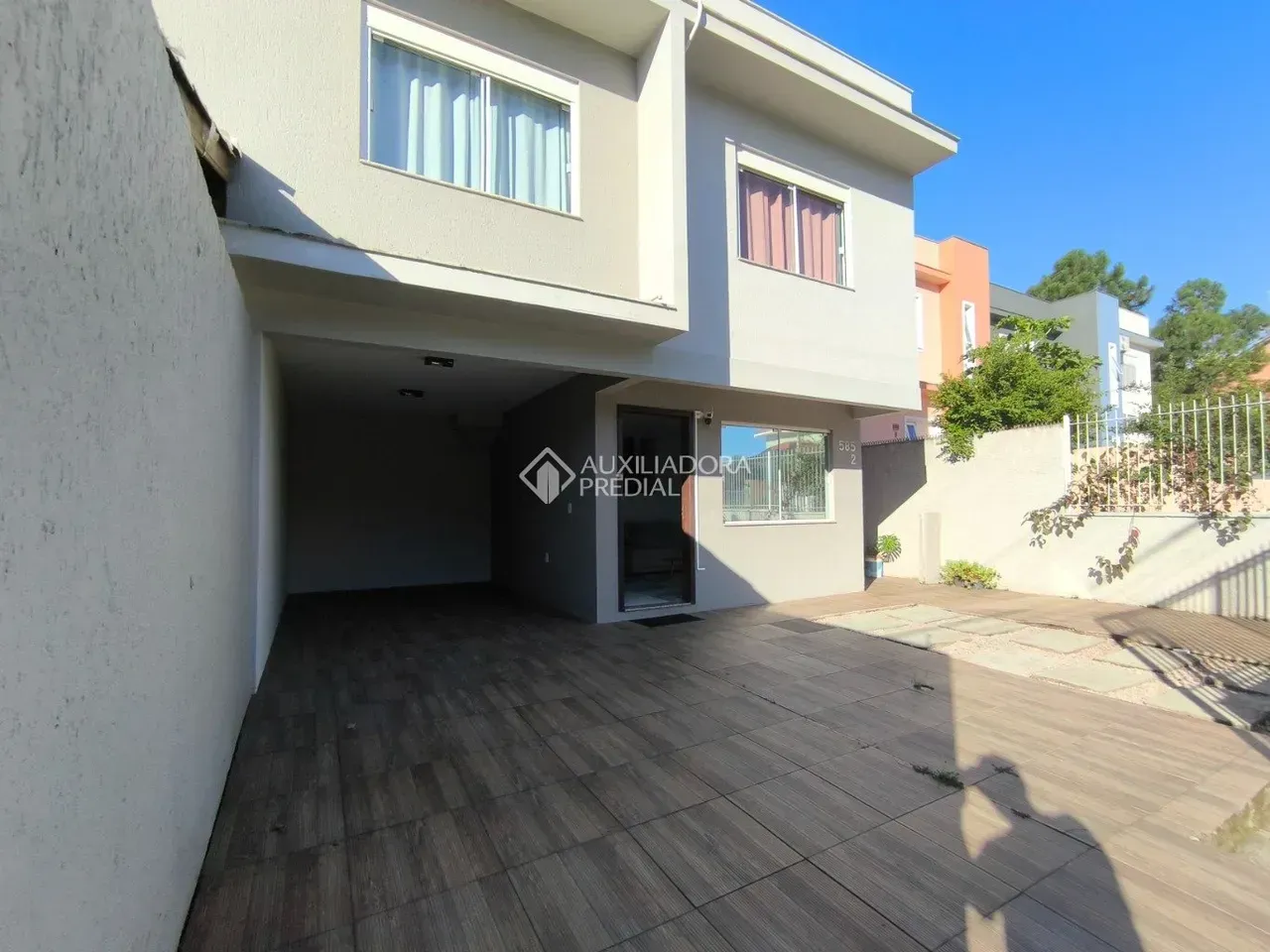 3-bedroom house with open-plan kitchen in 225 m²