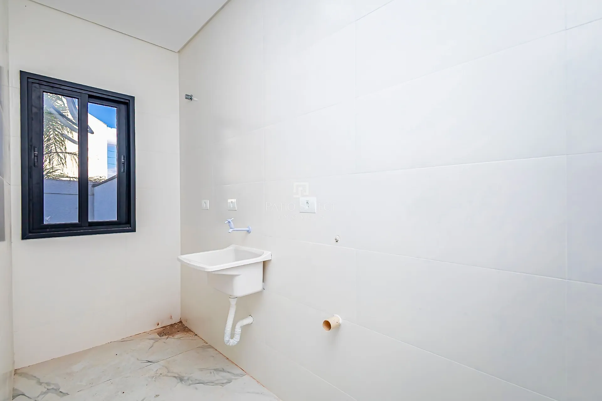 Casa de 181 m² com varanda gourmet e closet — photo 44
