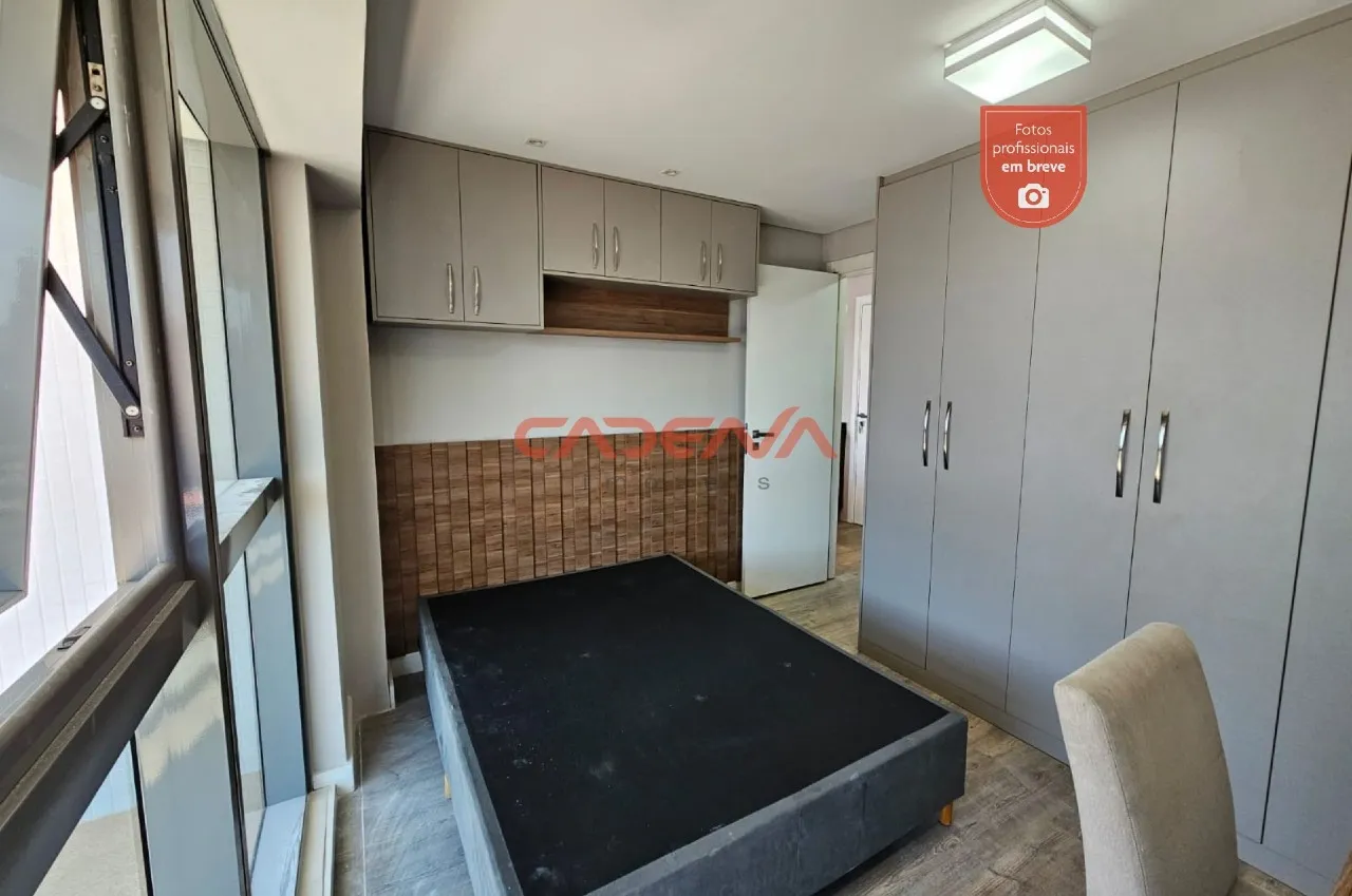 One-bedroom apartment in a building with a coworking space — photo 9