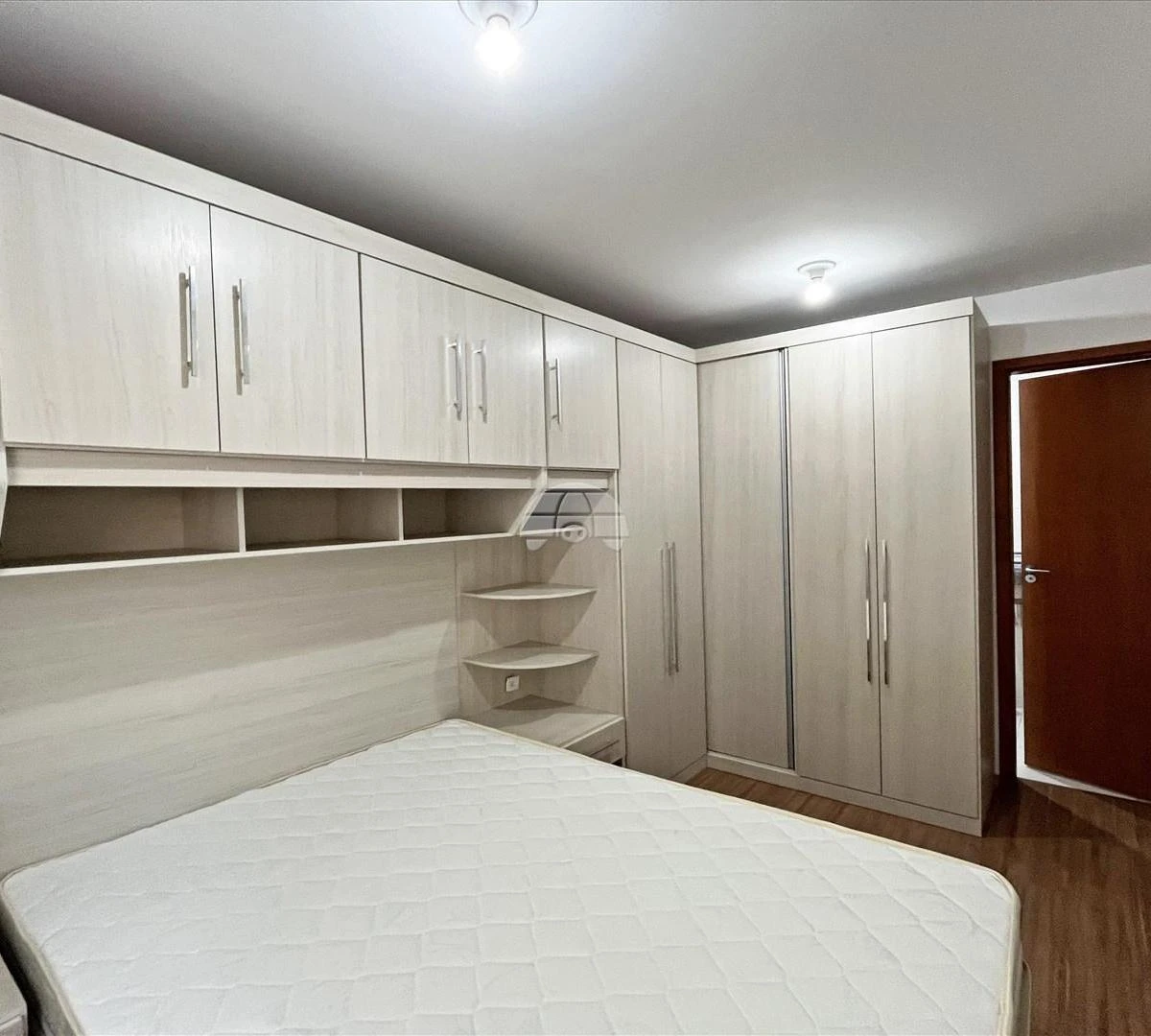 Furnished 2-bedroom apartment on the 4th floor — photo 9