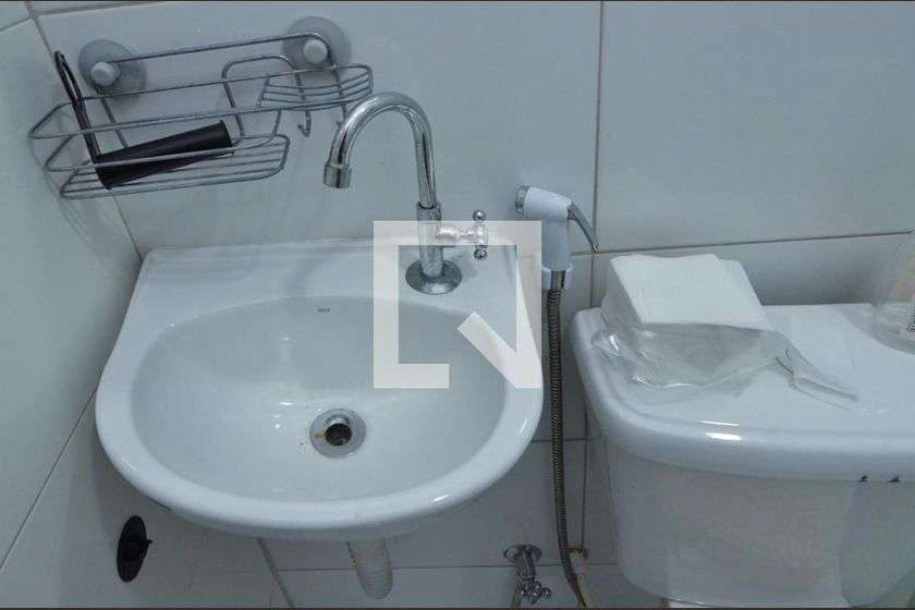 Furnished 35 m² studio with a private bathroom — photo 25