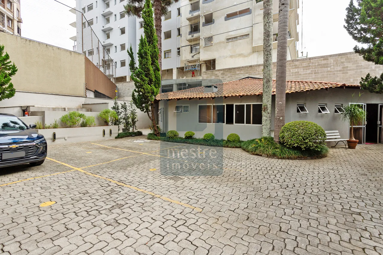 Apartamento mobiliado com 3 dormitórios e 4 banheiros — photo 44