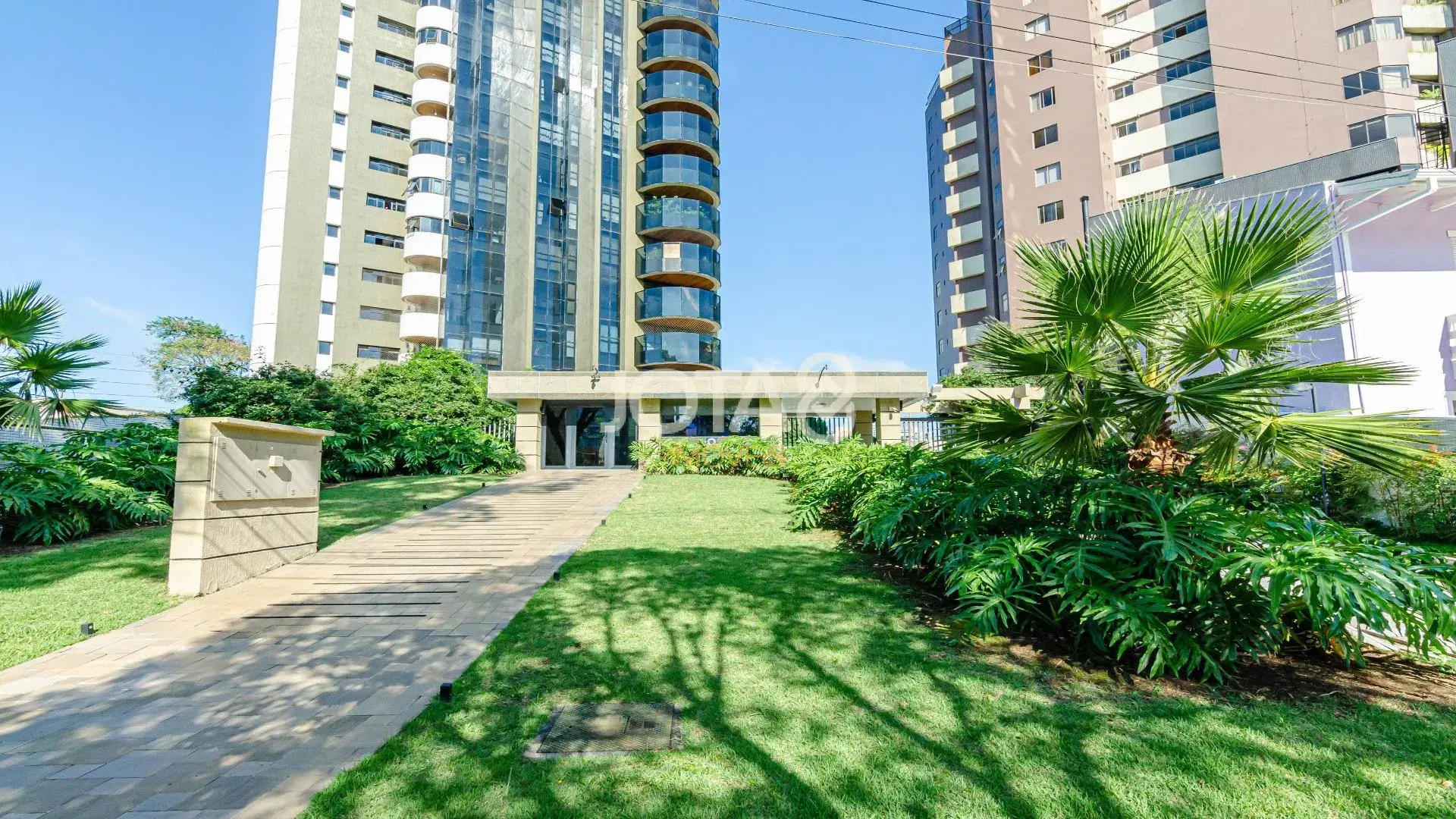 Apartamento sem mobília com churrasqueira privativa — photo 38