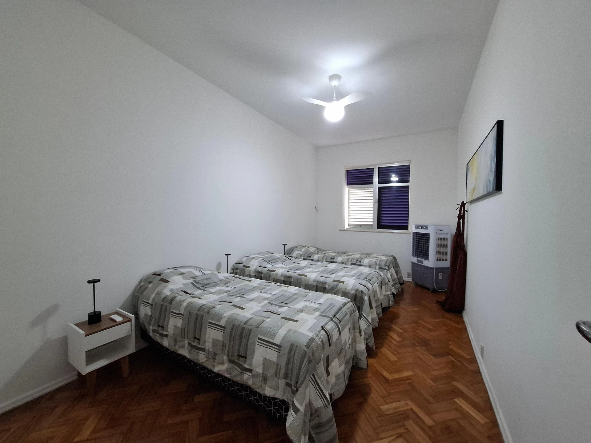 Furnished 4-bedroom apartment with 2 bathrooms — photo 4