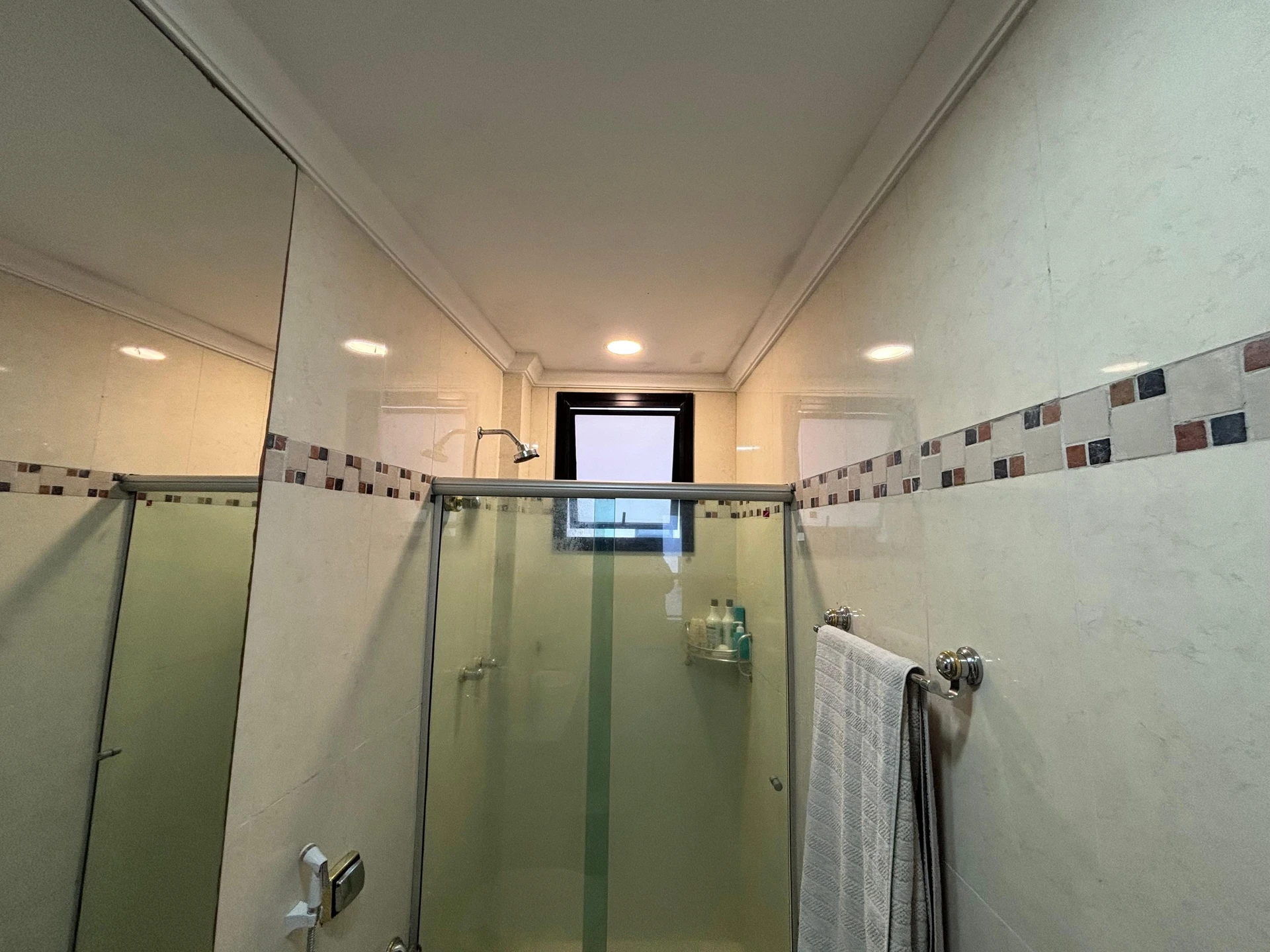 Apartamento mobiliado com 3 quartos e varanda — photo 10
