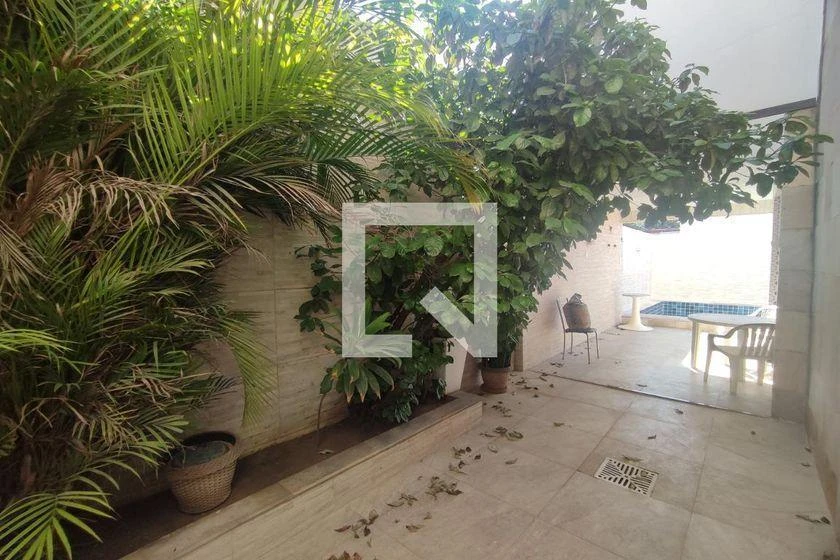 600 m² house with 5 bedrooms and balcony barbecue — photo 10