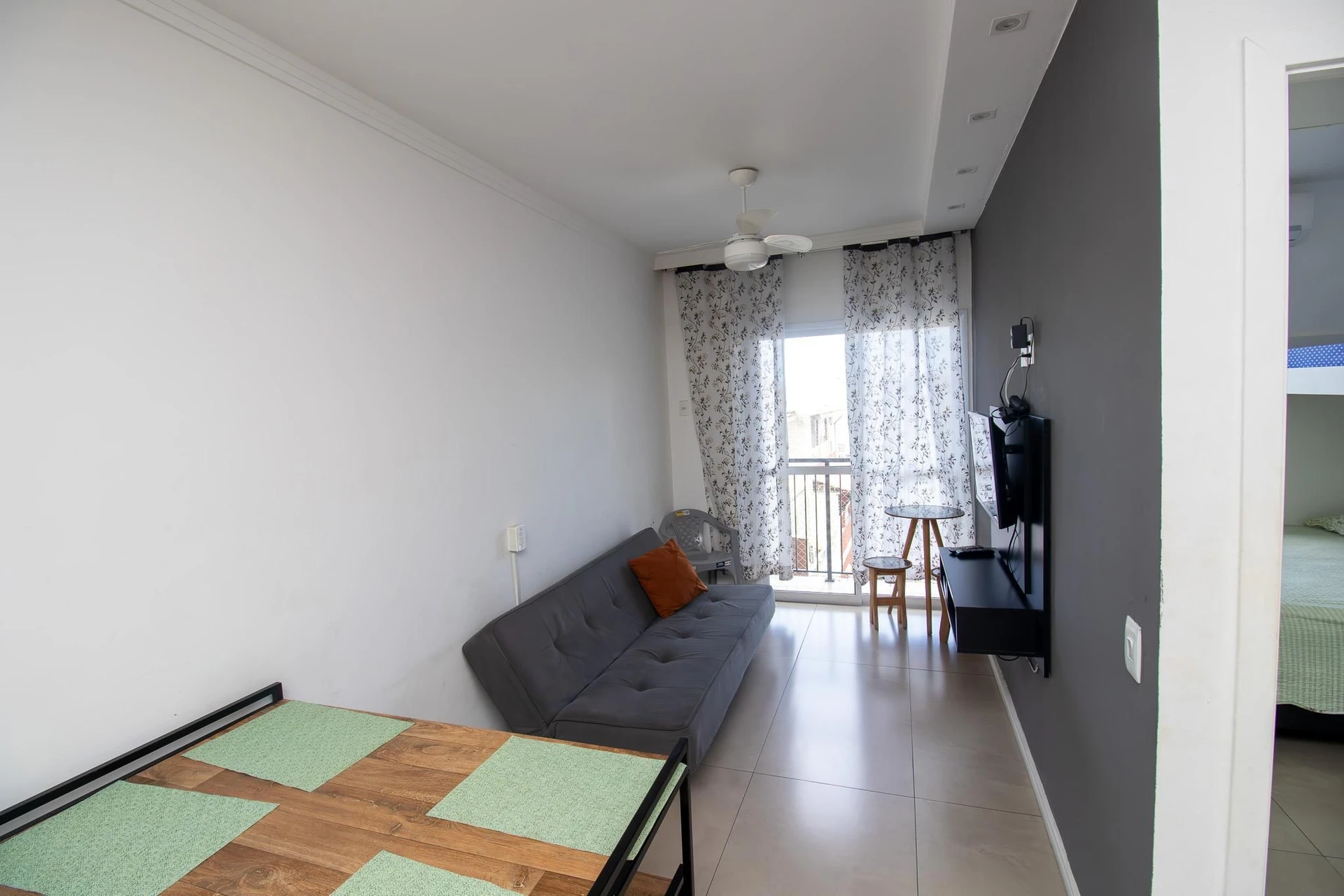 Furnished apartment, 40 m², with a washing machine — photo 5