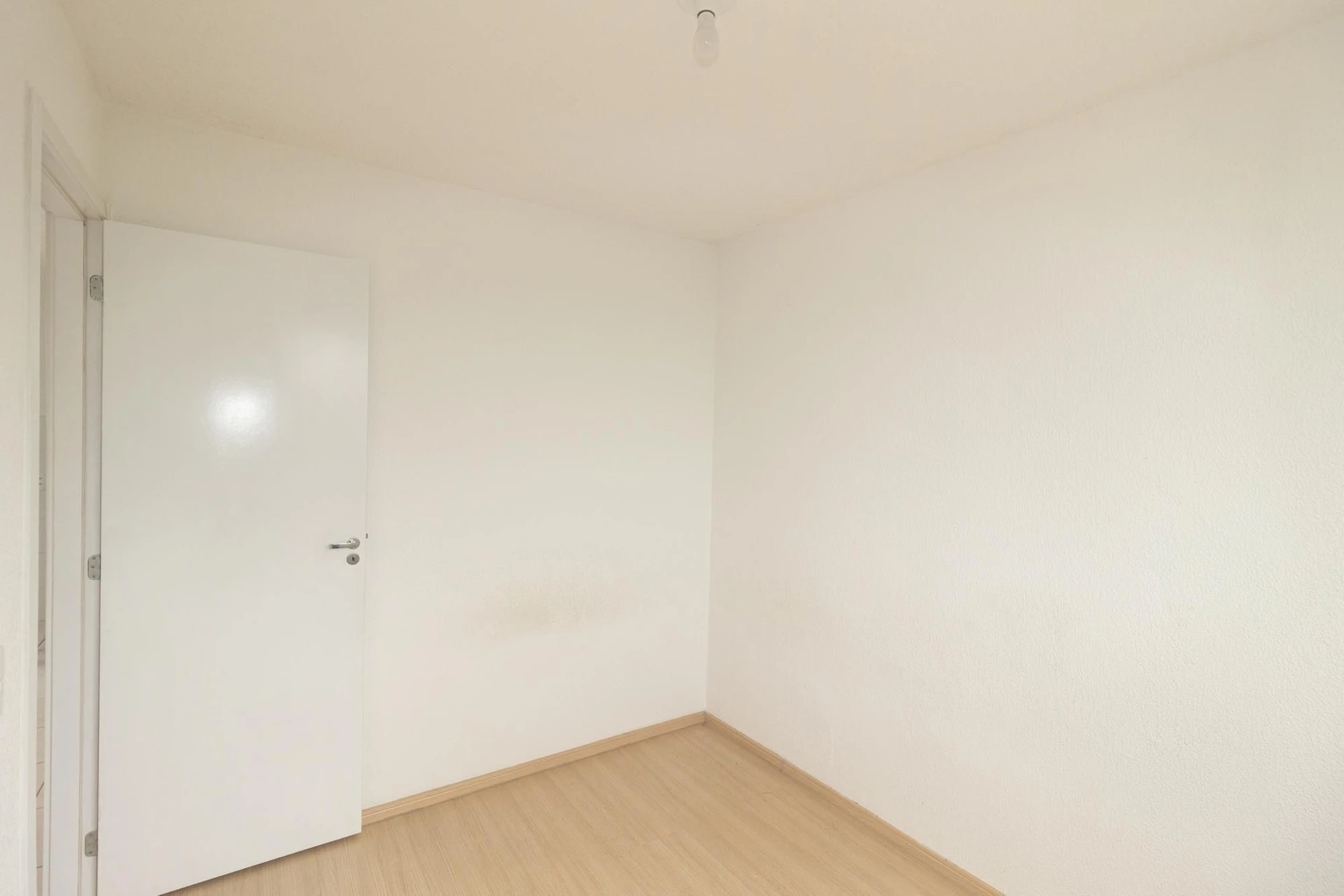 Apartamento de 2 quartos em condomínio com academia — photo 17