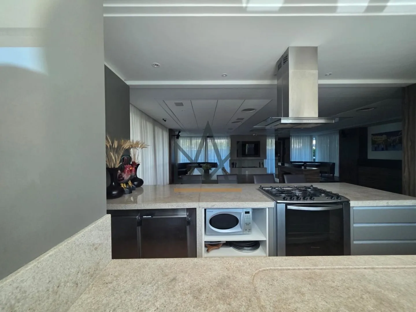 Квартира с 2 спальнями, suite и балконом, 77 м² — photo 34