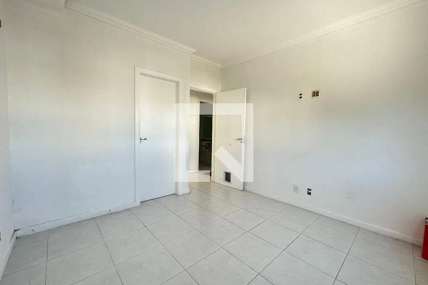 Apartment, 87 m², with a grill on the balcony — photo 23