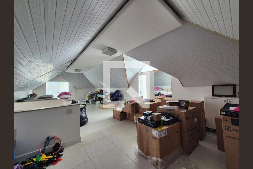 Home office in a 4-bedroom house, 373 m² — photo 45
