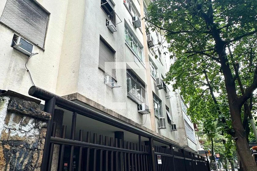 Деревянный пол или ламинат и 3 спальни: квартира 114 м² — photo 50