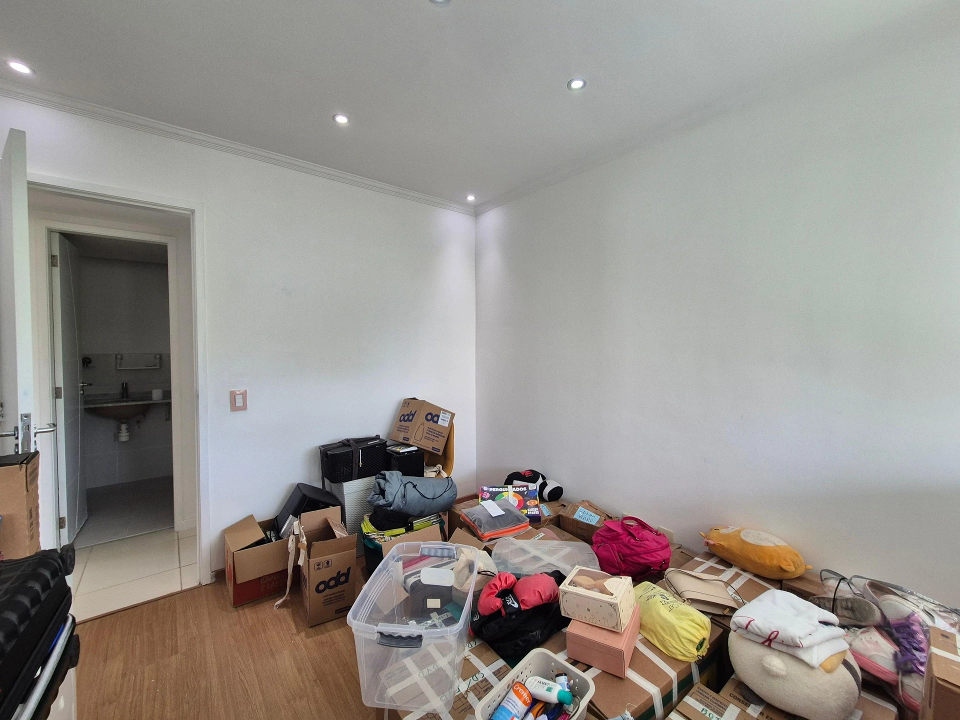Unfurnished 3-bedroom apartment with balcony and 1 parking — photo 18