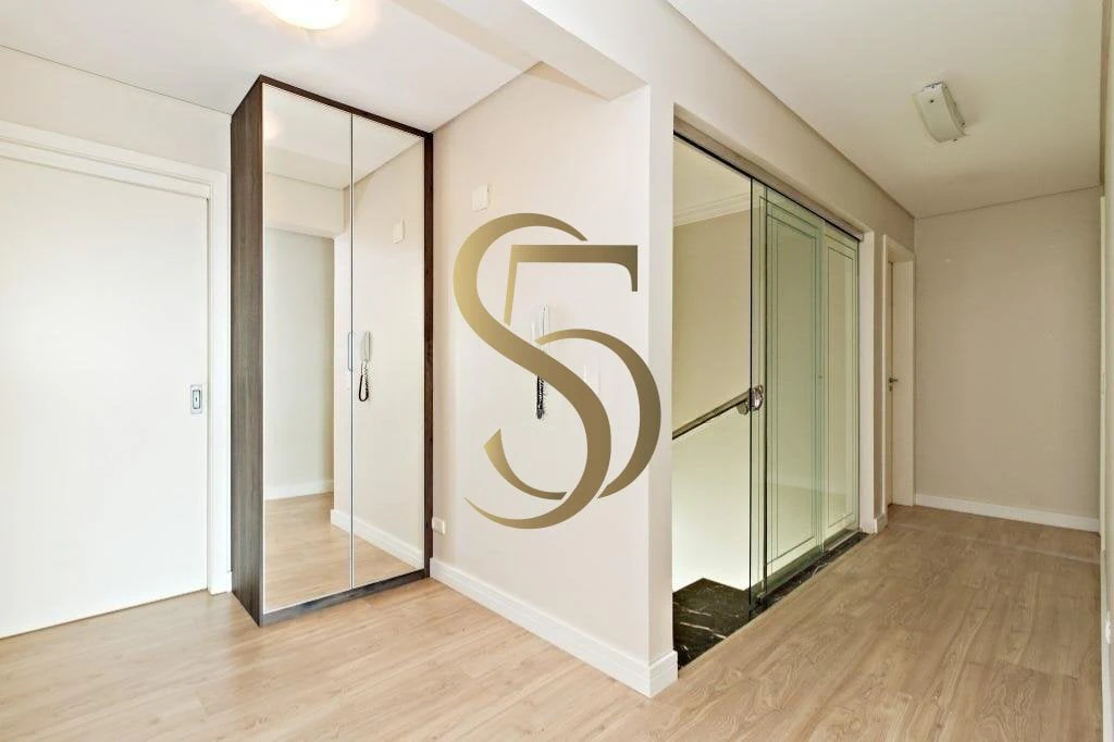 Furnished apartment, 256 m², with a bathtub — photo 18