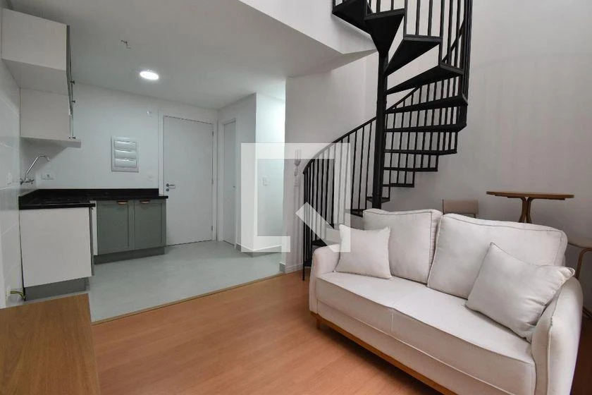 Furnished apartment, 36 m², with floor-to-ceiling windows — photo 15