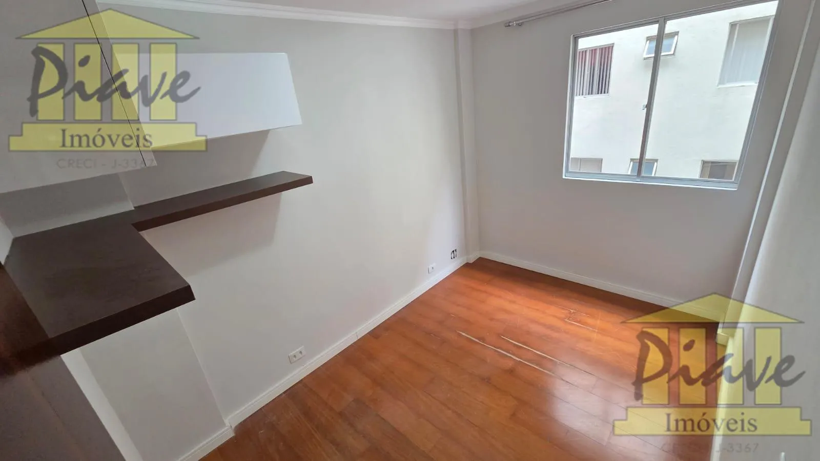 Home office in a 3-bedroom apartment, 74 m² — photo 3