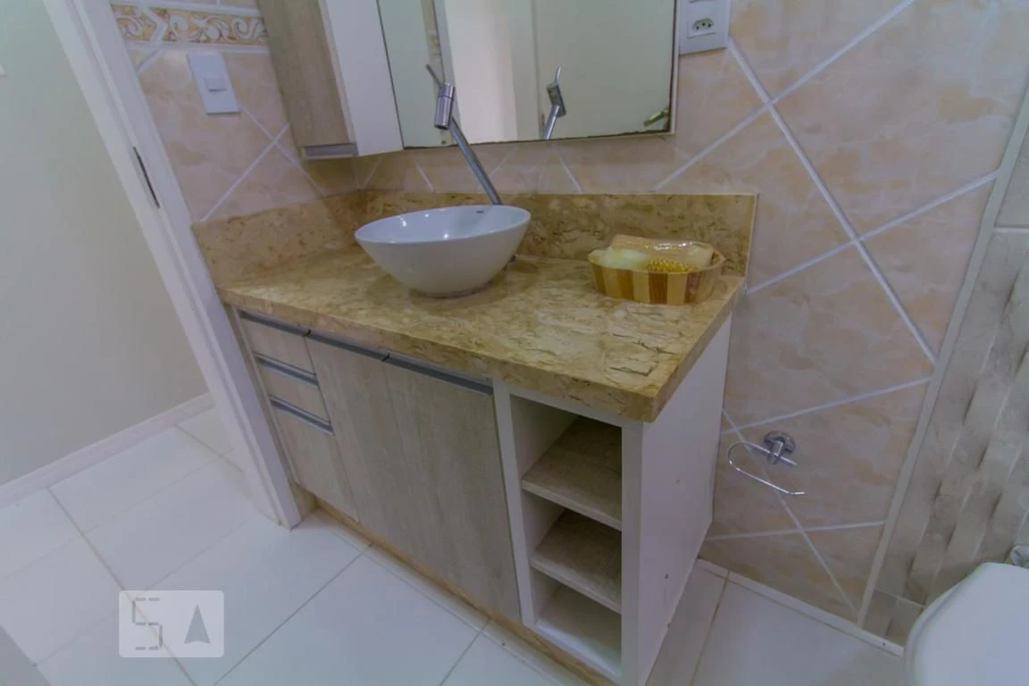 3-bedroom apartment with a washing machine — photo 18